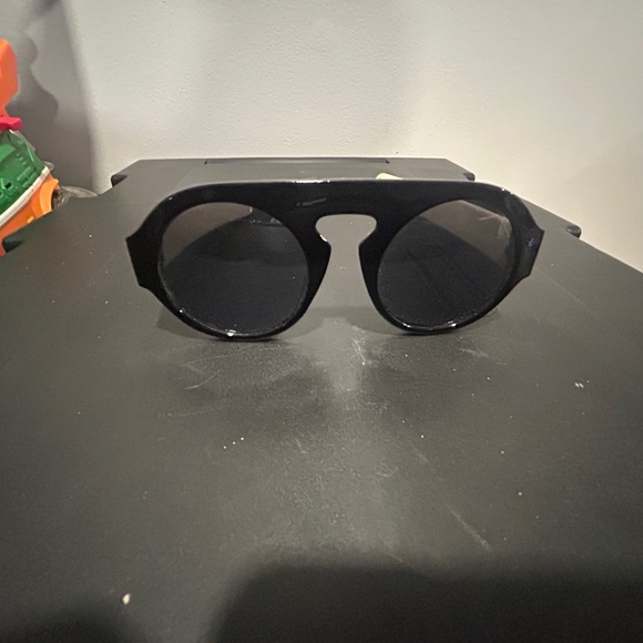 Stylish Black Sunglasses main image 8